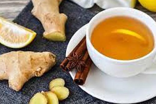 6 lợi ích nhâm nhi trà gừng quế trước khi đi ngủ