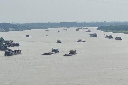 Tăng đầu tư cho vận tải đường thủy