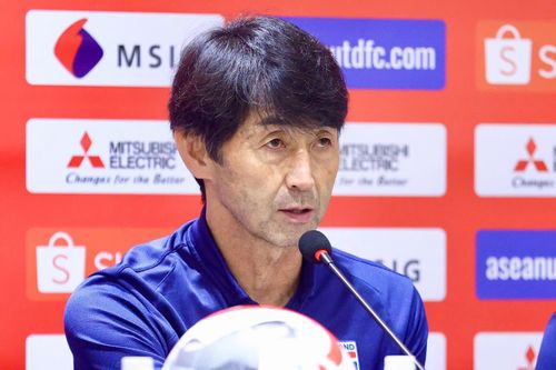 HLV tuyển Thái Lan: 'Thua 1-2 không có gì bất lợi'