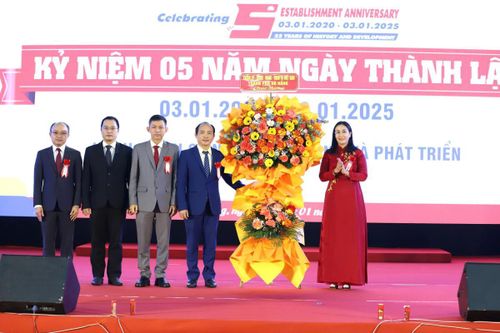 Trường Đại học Công nghệ thông tin và Truyền thông Việt - Hàn kỷ niệm 5 năm thành lập