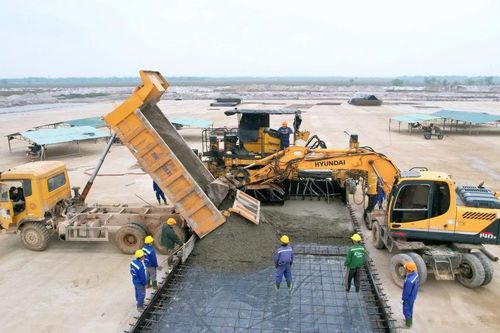 Cận cảnh Cảng hàng không Quảng Trị 'mọc' giữa đồi cát