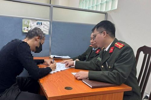 Đăng tin sai sự thật về lịch sử Việt Nam lên facebook, người đàn ông bị phạt