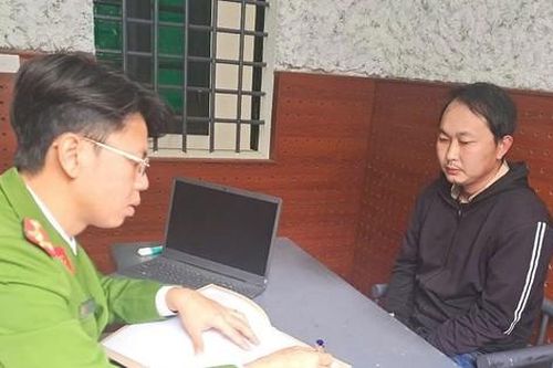 Phá đường dây làm giả thẻ nhà báo, giấy triệu tập công an
