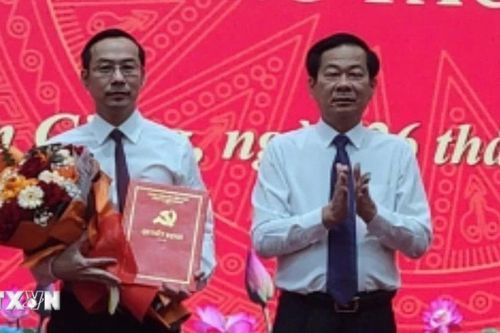 Thủ tướng Chính phủ phê chuẩn Chủ tịch UBND tỉnh Kiên Giang và Hà Giang