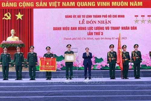 Thủ tướng: Lực lượng vũ trang TP Hồ Chí Minh vì nước, vì dân, sắt son một lòng