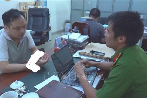 Triệt phá nhóm lừa đảo bằng đầu tư tiền ảo qua mạng