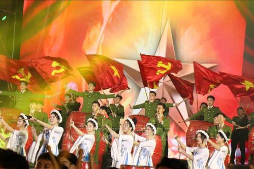 Đặc sắc Chương trình nghệ thuật 'Lửa ấm cao nguyên'
