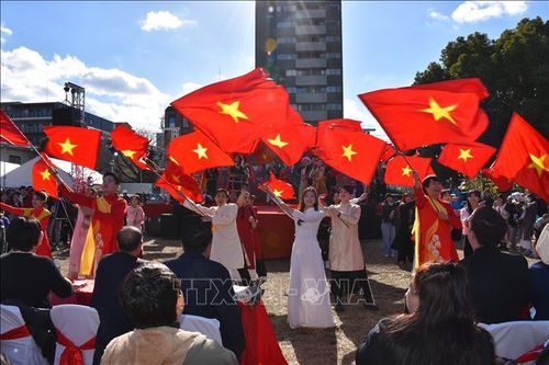 Lan tỏa bản sắc văn hóa dân tộc qua chương trình 'Xuân Quê hương' tại Nhật Bản