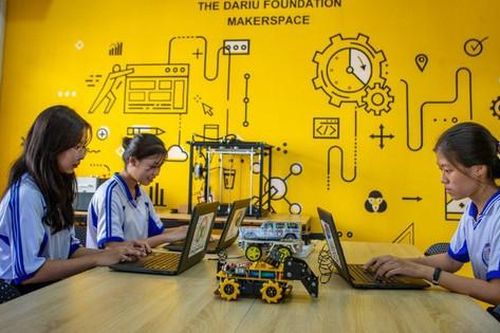 Trang bị kiến thức số cho học sinh ngay từ bậc THPT