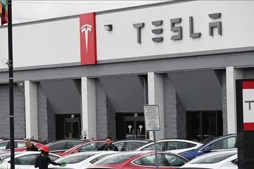 Tesla đạt kỷ lục xe điện tại Trung Quốc năm 2024