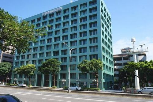 Một công ty gây choáng khi thưởng cuối năm cho nhân viên tận 20 tháng lương