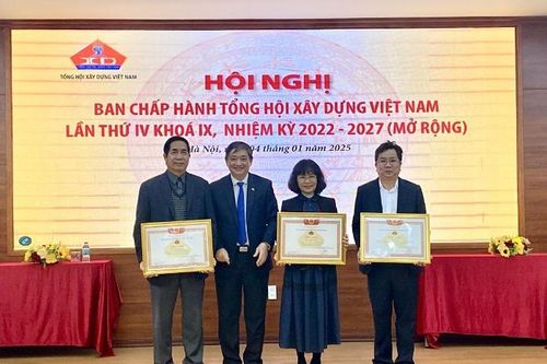 Tổng hội Xây dựng Việt Nam tổ chức Hội nghị Ban chấp hành lần thứ IV khóa IX