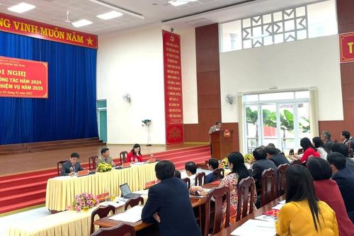 Trường Chính trị tỉnh Gia Lai đạt và vượt các chỉ tiêu về đào tạo, bồi dưỡng