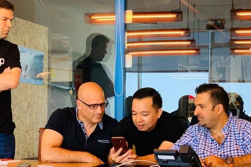 Du lịch thông minh cùng AIGuideX