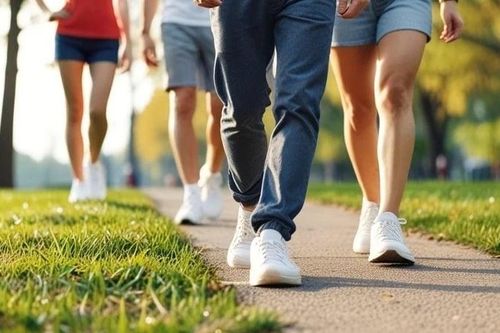 Người mắc những bệnh này không nên đi bộ thể dục