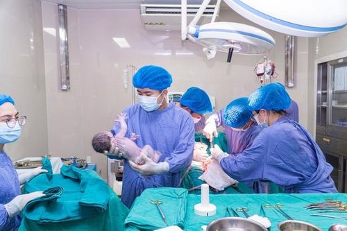 Sản phụ 22 tuổi bị tan máu bẩm sinh may mắn được cứu sống, bác sĩ khuyến cáo trước khi kết hôn nên làm việc này