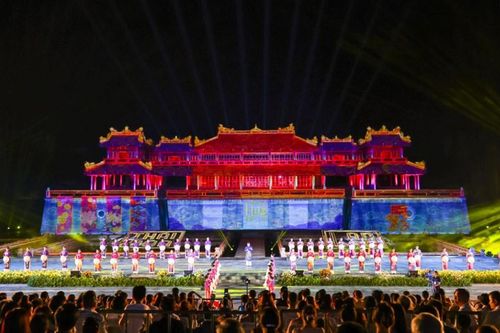 Định vị Huế trên 'Con đường di sản miền Trung'