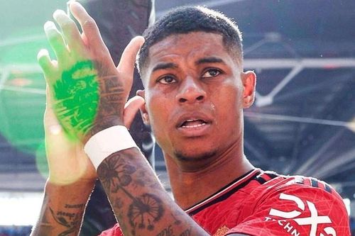 Rashford đắt hàng