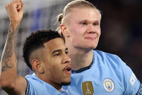 Man City hồi sinh với chiến thắng 4-1, Chelsea chia điểm trên sân khách