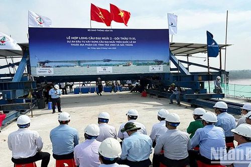 Thi công cầu Đại Ngãi 2 nối hai tỉnh Trà Vinh và Sóc Trăng vượt tiến độ 6 tháng