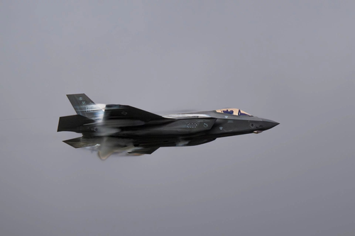 Quân sự thế giới hôm nay (5-1): Czech đẩy nhanh quá trình tích hợp máy bay chiến đấu F-35A, Saudi Arabia mua ngư lôi hạng nhẹ MK 54