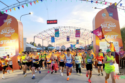 An Giang: 3.000 vận động viên cùng chạy về vùng huyền tích
