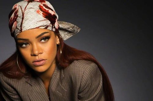 Ca sĩ Rihanna - Nữ tỷ phú tự thân giàu nhất nước Mỹ
