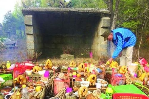 Chớm Tết Cao Bằng
