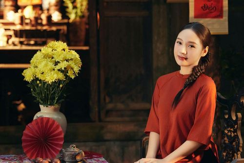 Lời ca lay động trái tim từ kinh Phật của Sao Mai Phương Mai