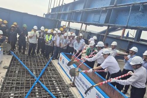 Hợp long cầu Đại Ngãi 2 bắc qua sông Hậu