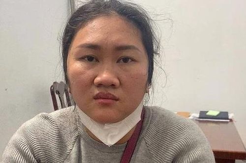 Bắt người phụ nữ giở trò với nam du khách xem cầu Rồng phun lửa