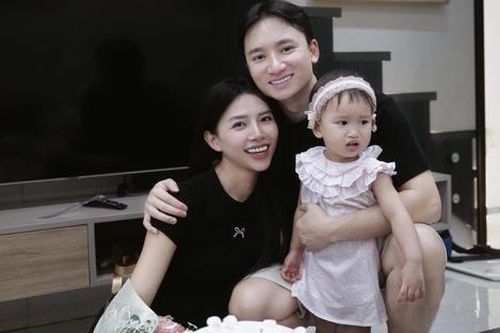 Phan Mạnh Quỳnh 'bù đắp' cho bà xã Khánh Vy