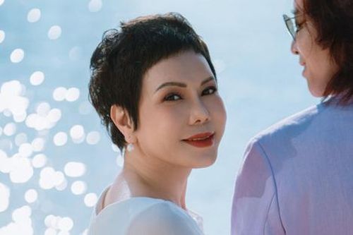 Việt Hương báo tin vui vào dịp đầu năm mới khiến dân tình vỡ òa