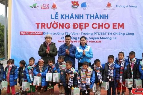 Khánh thành 'Trường đẹp cho em'