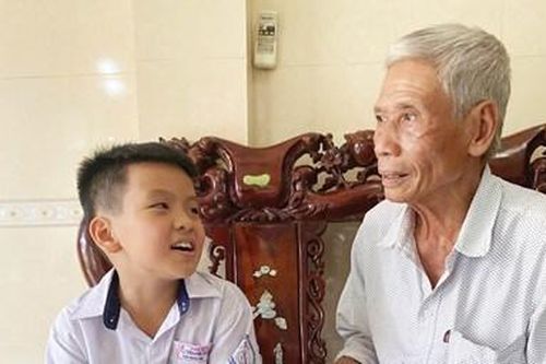 Những 'Nghệ sĩ hát rong' của làng