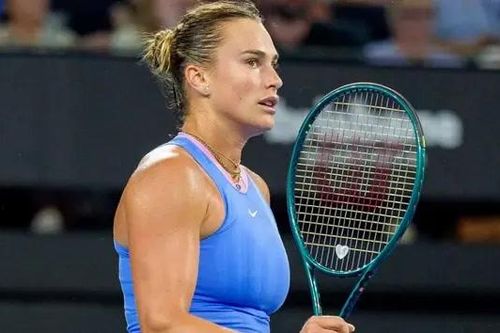 Diễn biến vòng bán kết giải quần vợt Brisbane International