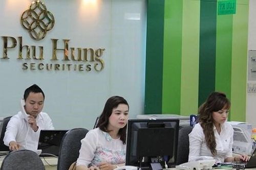 Chứng khoán Phú Hưng (PHS) lên kế hoạch kinh doanh 2025 tham vọng với lãi ròng gần 104 tỷ đồng