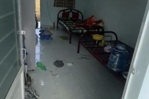 Hai người dùng dao giải quyết mâu thuẫn, 1 người bị đâm tử vong