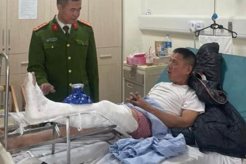 Bắt đối tượng 'đi bão' tông gãy chân công an ở Hà Nội