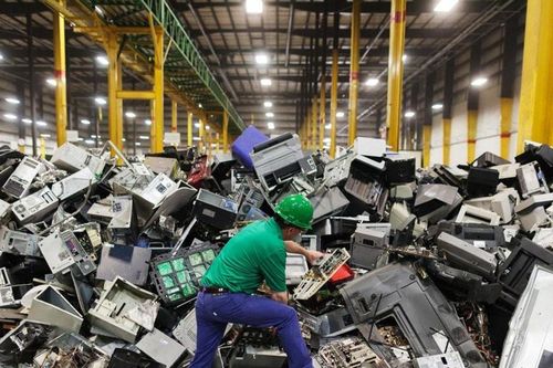 Bắt buộc tái chế với sản phẩm điện, điện tử