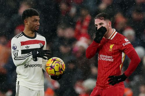 MU chặn đứng chuỗi thắng của Liverpool