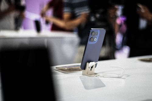 Có đáng tự hào khi giỏi 'học hỏi' iPhone