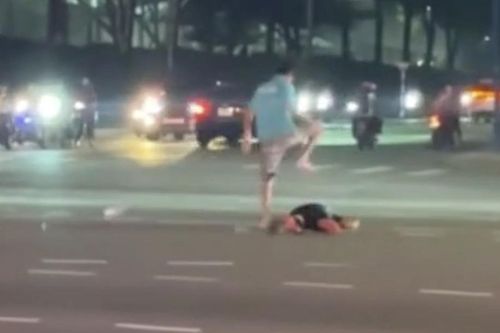 Cần thêm những hình phạt nghiêm khắc để trị thói 'côn đồ đường phố'