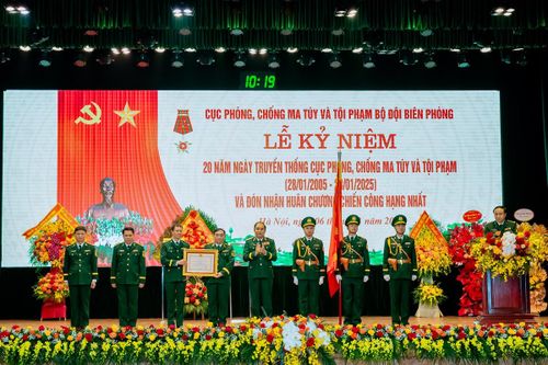 Cục Phòng chống Ma túy và tội phạm Bộ đội Biên phòng đón Huân chương chiến công Hạng Nhất