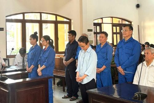 Hàng loạt cựu lãnh đạo và nhân viên Trường đại học Đồng Nai lãnh án