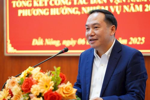 Tăng cường hơn nữa mối quan hệ mật thiết giữa Đảng với nhân dân