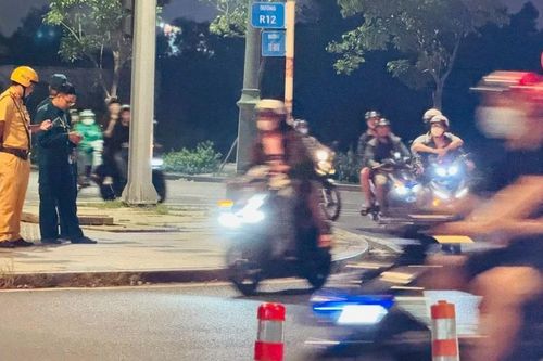 Gần 70 người 'đi bão' mừng Việt Nam vô địch ASEAN CUP 2024 ở trung tâm TPHCM bị xử phạt