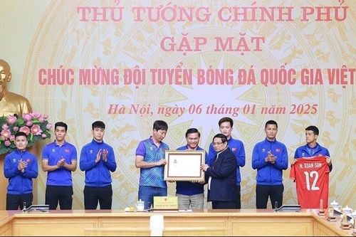 Thủ tướng gặp mặt, khen thưởng Đội tuyển Việt Nam giành chức vô địch ASEAN Cup 2024