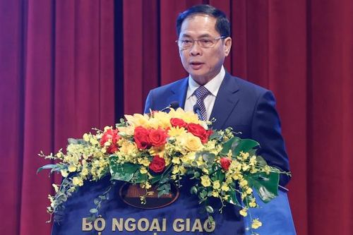 Tinh gọn tổ chức bộ máy của Bộ Ngoại giao, bảo đảm thông suốt, thống nhất công tác đối ngoại
