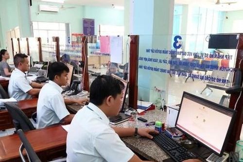 Bản tin 8H: Giảm tối thiểu 20% công chức, viên chức hưởng lương từ ngân sách nhà nước